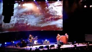 Jack Johnson Singing "Upside Down" @ Hollywood Bowl Oct 8, 2010