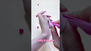 How to Apply Self Adhesive Eyelashes At Home