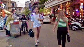 Evening Street Scene - Phnom Penh Cambodia Virtual Tour 2023