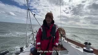 Boatbuilding! Scraping the hull, Southampton boat show and Sailing round the Isle of Sheppey! Ep35