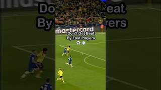 How To Not Get Beat By Fast Players️ #soccer #footballer #soccertips #defending