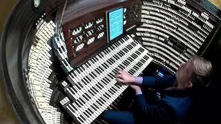 Organist Josh Stafford plays Bohemian Rhapsody on the largest pipe organ in the world