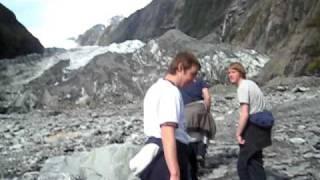 Walking up to the Franz Josef Glacier