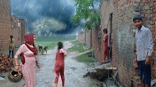 Rain in a Beautiful and Cool Village of Pakistan | Heavy Rain In The Amazing Countryside Pakistan