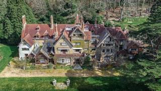 Untouched Abandoned Gothic Mansion - Full of Valuables!!