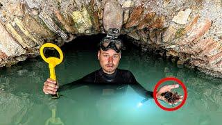 UNTERIRDISCHE GROTTE mit METALLDETEKTOR DURCHSUCHT!! (Tauchen mit Metalldetektor)