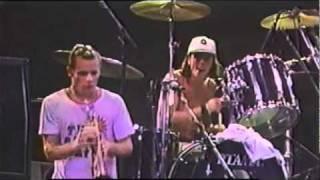 Nirvana - Smells Like Teen Spirit with Flea (RHCP) [Live At Hollywood Rock Festival]