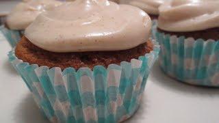 HOW TO: Carrot Muffins with Cinnamon Cream Cheese Frosting