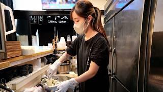 Serving in 35 Seconds! ! A Youthful Female Owner Runs A Stand-up Soba Noodle Shop in Tokyo!