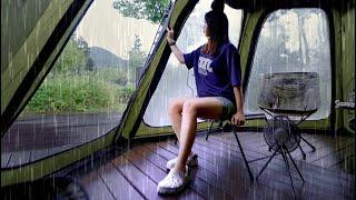 Sub. Heavy rain that falls all day long. Rain ASMR. Camping Vlog. Solo camping.