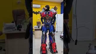 REAL LIFE OPTIMUS PRIME Costume Will Blow Your Mind!