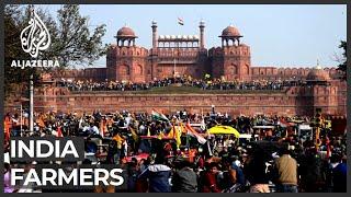 Chaos as Indian farmers enter Delhi’s Red Fort, clash with police