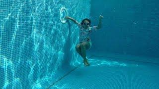 TIANA'S SWIMMING LESSONS DEEP UNDERWATER!!