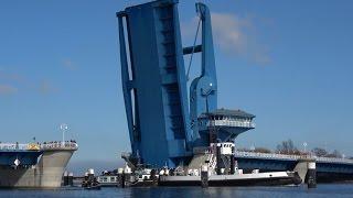 Fährschiff Stralsund | Letzte Reise des ältesten Fährschiffes der Welt | Wolgast Hafen