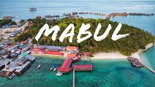 Beautiful Mabul Island / Mabul Water Bungalows Resort, Sabah, Malaysia