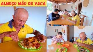 Almoço de Hoje Mão de Vaca com Pirão de Farinha de Mandioca Feijão de corda e Arroz Refogado