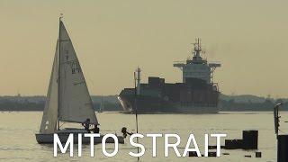 Ship MITO STRAIT at Welcome Point Wedel/Hamburg Elbe (28.09.14)