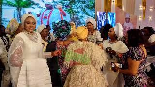 1ST TIME OONI WIVES DANCE TOGETHER @KING SUNNY ADE STAGE AT 50TH BIRTHDAY OONI OF IFE