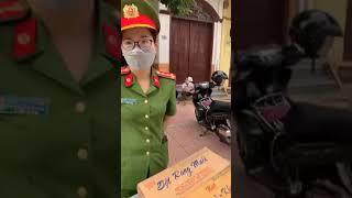 Đi dạo tý làm gì mà căng. CSTT said