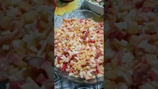 Салат с корейской морковью и крабовыми палочками #салатскрабовымипалочками #морковьпокорейски