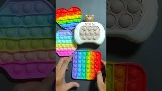 The crispy sound of bear pop it and rainbow pop it  #asmr #fidget #satisfying #toys