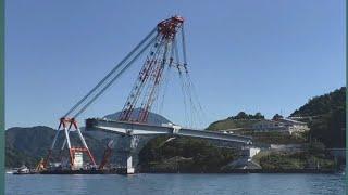 How Big Engineering Machines Build Mega structure