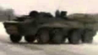 крутится, вертится БТР (где-то на кавказе)