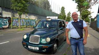 5 FASCINATING stops on a BELFAST BLACK TAXI TOUR