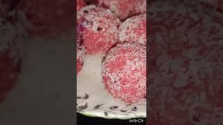 #Rose coconut ladoo #shortvideo #viral @shweta's Kitchen & Vlog.