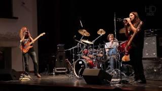 Guthrie Govan, Marco Minnemann, Bryan Beller_7 - The Aristocrats_Vladivostok LIVE