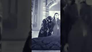 Sultan Murad Standing On His  Family Graves    | Kosem Sultan Official