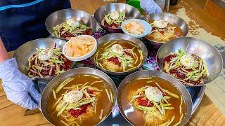 2,500원에 퀄리티 실화?! 새벽 5시부터 손반죽에 육수까지 직접 만드는 노부부 국수집 Wheat noodles / Korean street food