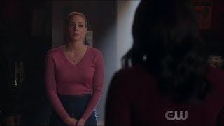 Riverdale 2x18 Betty e Veronica cantam juntas "You Shine" - Carrie: The Musical