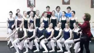 Vaganova Dance Society - 2013 - Russia Trip - Group Photo Setup