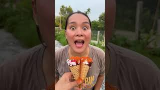 Thử thách nhắm mắt ăn kem dâu tây và sữa SOCOLA ,bột ớt siêu ngon sự kết hợp hoàn hảo #shorts