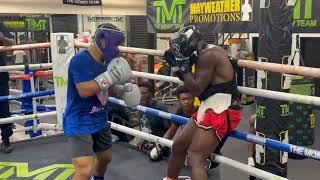 CURMEL MOTON PUTS A VICIOUS BEATING ON A MUCH BIGGER MAN IN SPARRING AT MAYWEATHER GYM