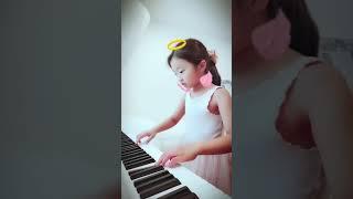 Shalynn Choi age 7 after 7 months of piano lesson - BACH March no.5 in D Major
