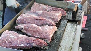 Massive Dose of Beef from Argentina Tried in London. Street Food in Brick Lane