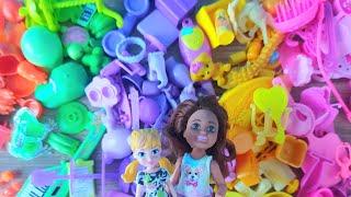 Renk Festivalinde Rengarenk Dükkanlarda Alışveriş Barbie Polly Pocket ألعاب ملونة colorful toys