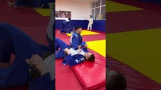 Judo Ura-Nage - бросок через грудь прогибом. Школа по дзюдо ORTUS.KZ на сборах в Челябинске.