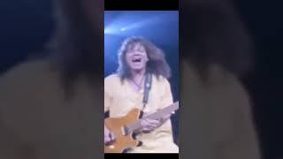 When it's Love SOLO!! Van Halen LIVE #vanhalen #guitarsolo #eddievanhalen #evh