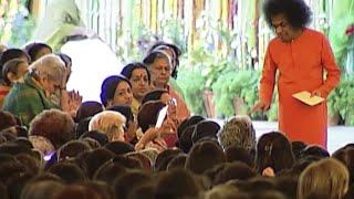 Darshan in Kulwant Hall | Thursday Divine Darshan of Sathya Sai Baba - Part 97