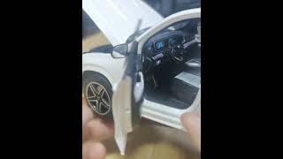 [드림카] 벤츠 GLE V167 SUV 1:18 스케일 다이캐스트 모형