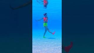 Underwater Dance THIS YEAR (Blessings) - Victor Thompson #underwater