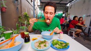 Cheap & Delicious! $1.31 Chicken Noodles for Breakfast in Penang, Malaysia!