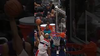 I say DUNK OF THE YEAR - #nba #basketball #highlights #shortvideo #shorts #short #jordanpoole #game