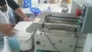 Full automatic filling and sealing Baby diapers adult diaper packing machine