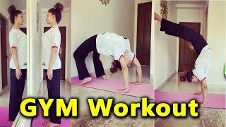 Urvashi Rautela SHOW her Flexibility in her Hardcore Home Workout | BiscootTv