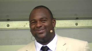 Ryan Speedo Green sings Mozart