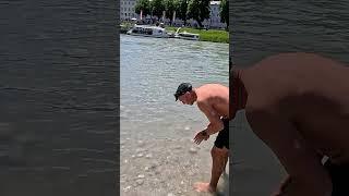 Meine Dusche nach dem Salzburg Marathon  #marathon #run #salzburg #vlog #shorts #shower #fun